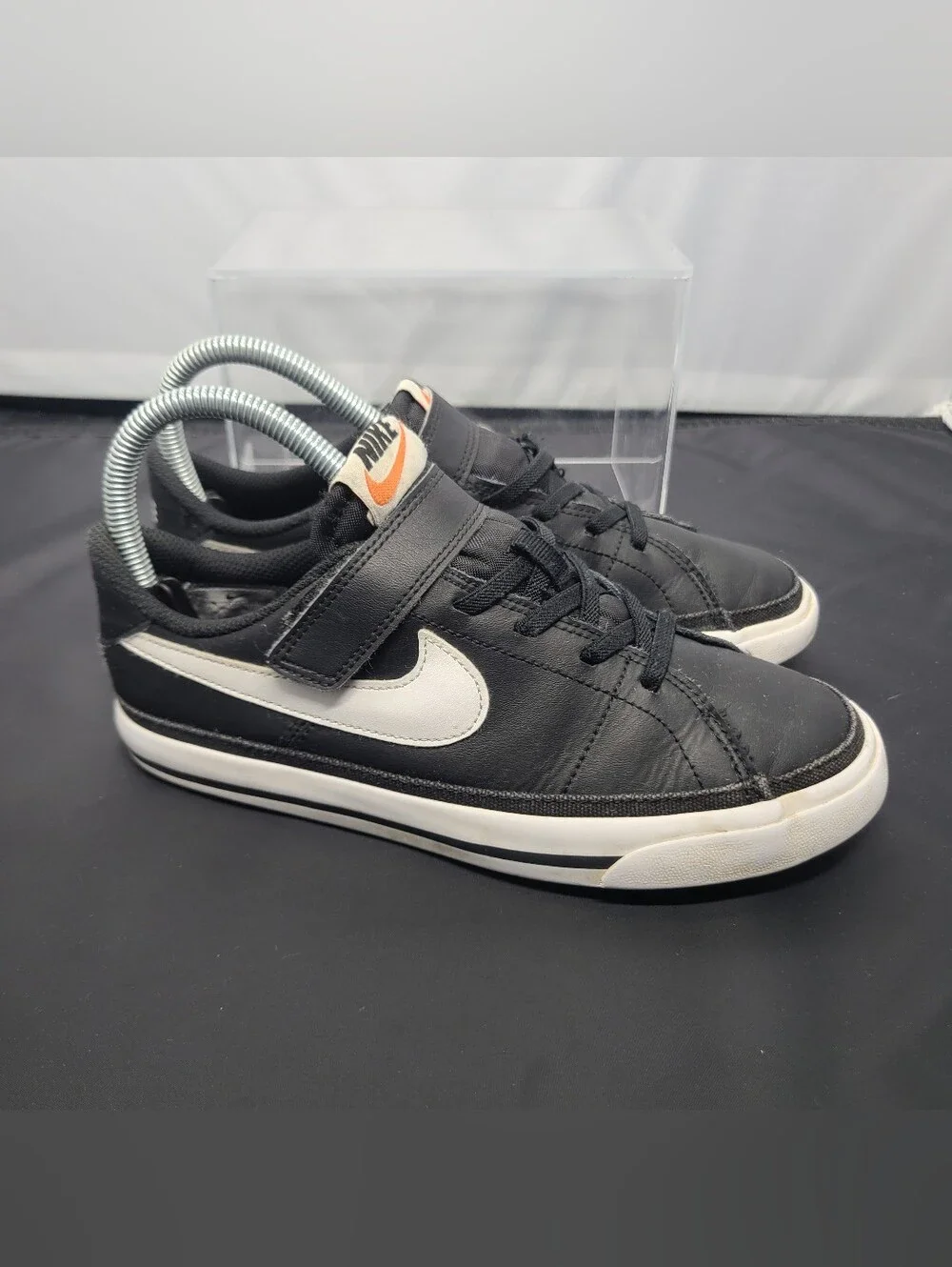Nike Court Legacy Black White Hook and Loop EUC kids Size 3Y